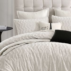 KARL LAGERFELD PARIS Heavenly Faux Fur Duvet Set King